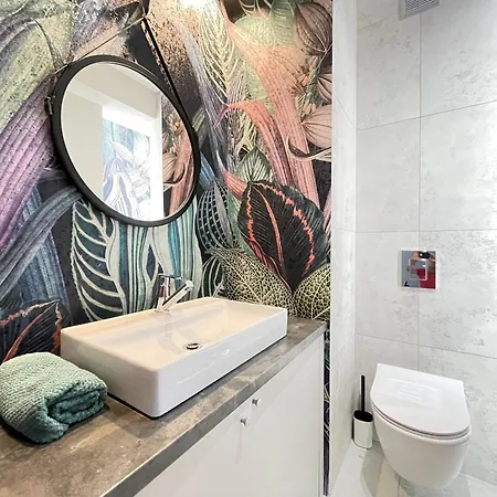 Superior Laguna Beskidow Rotunda! Terrace 20m! Sauna&gym! * Zarzecze (Silesia)