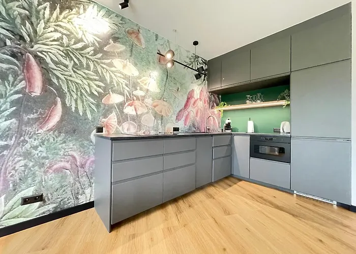 Laguna Beskidow Luxury Lake View Apartment 6 Guests Large Terrace Appartement *