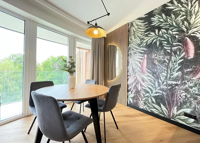 Laguna Beskidow Luxury Lake View Apartment 6 Guests Large Terrace Appartement *