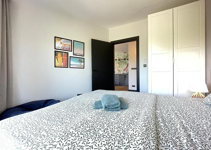 Laguna Beskidow Luxury Lake View Apartment 6 Guests Large Terrace * Zarzecze (Silesia)