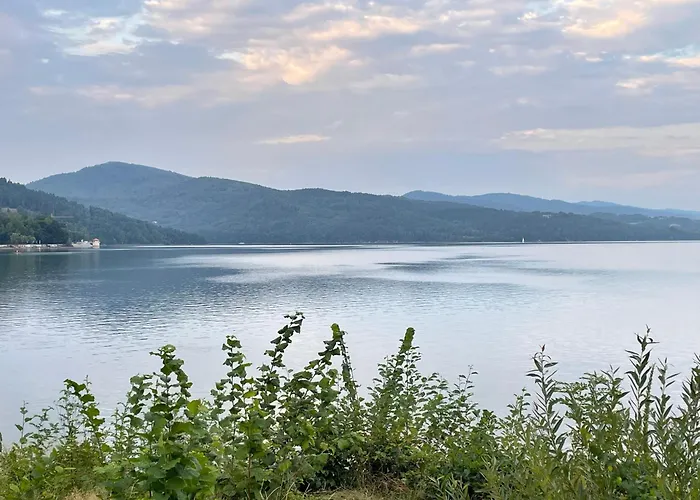 Laguna Beskidow Luxury Lake View Apartment 6 Guests Large Terrace Appartement *